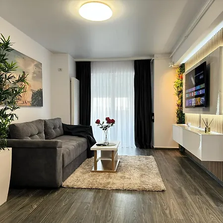 Central Address Towers By Glam Apartments Bucharest With Parking Exterior foto