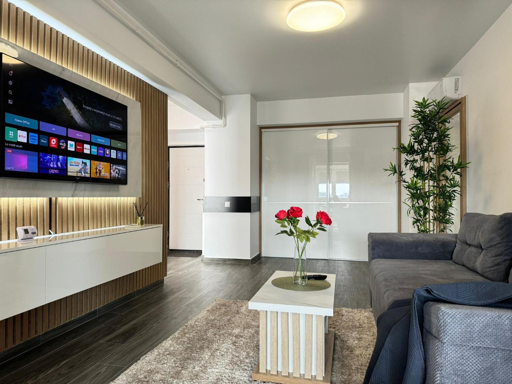 Address Towers By Glam With Parking Apartment
