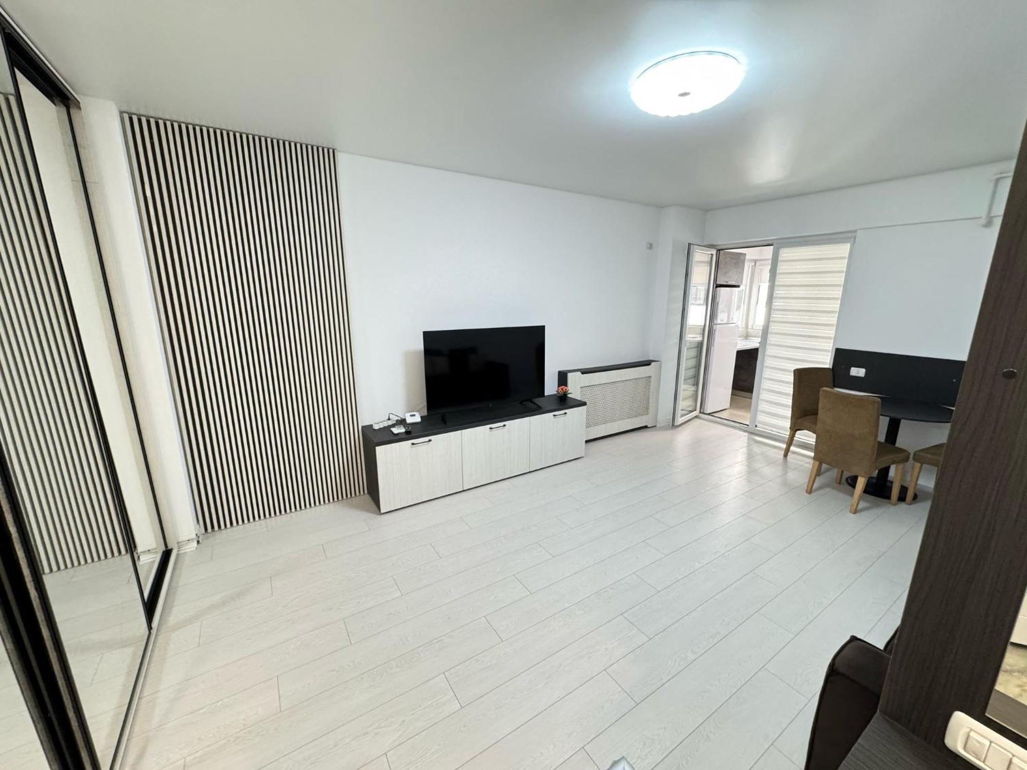 Apartment Address Towers By Glam With Parking Bukarest