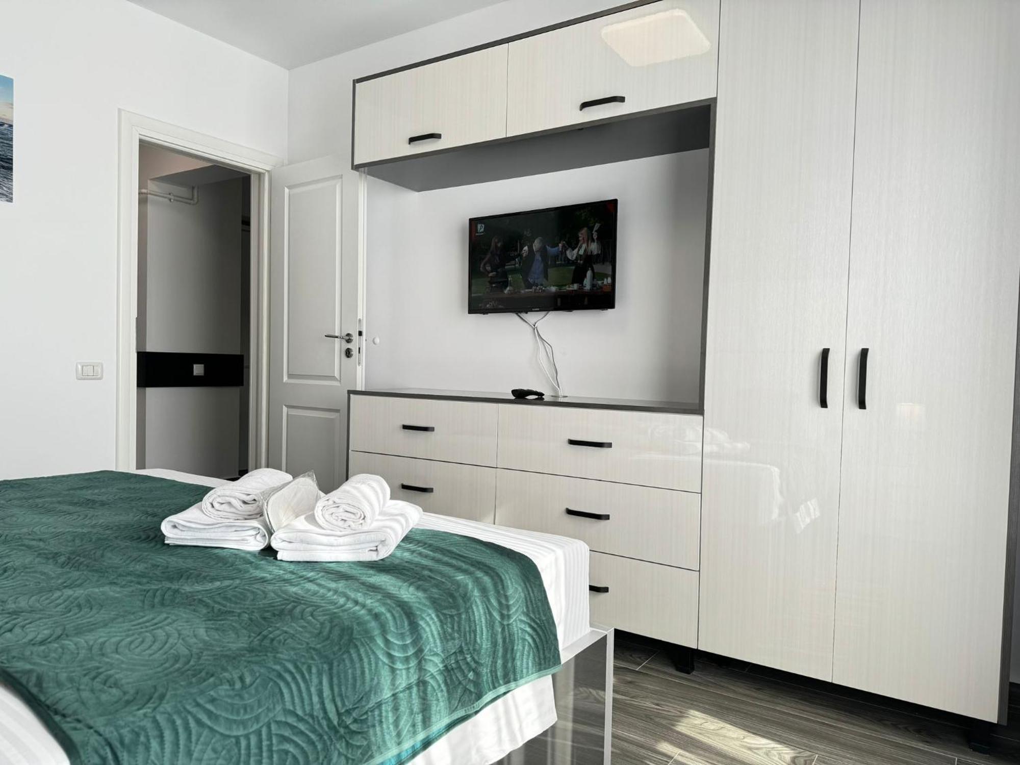 公寓 Address Towers By Glam With Parking *
