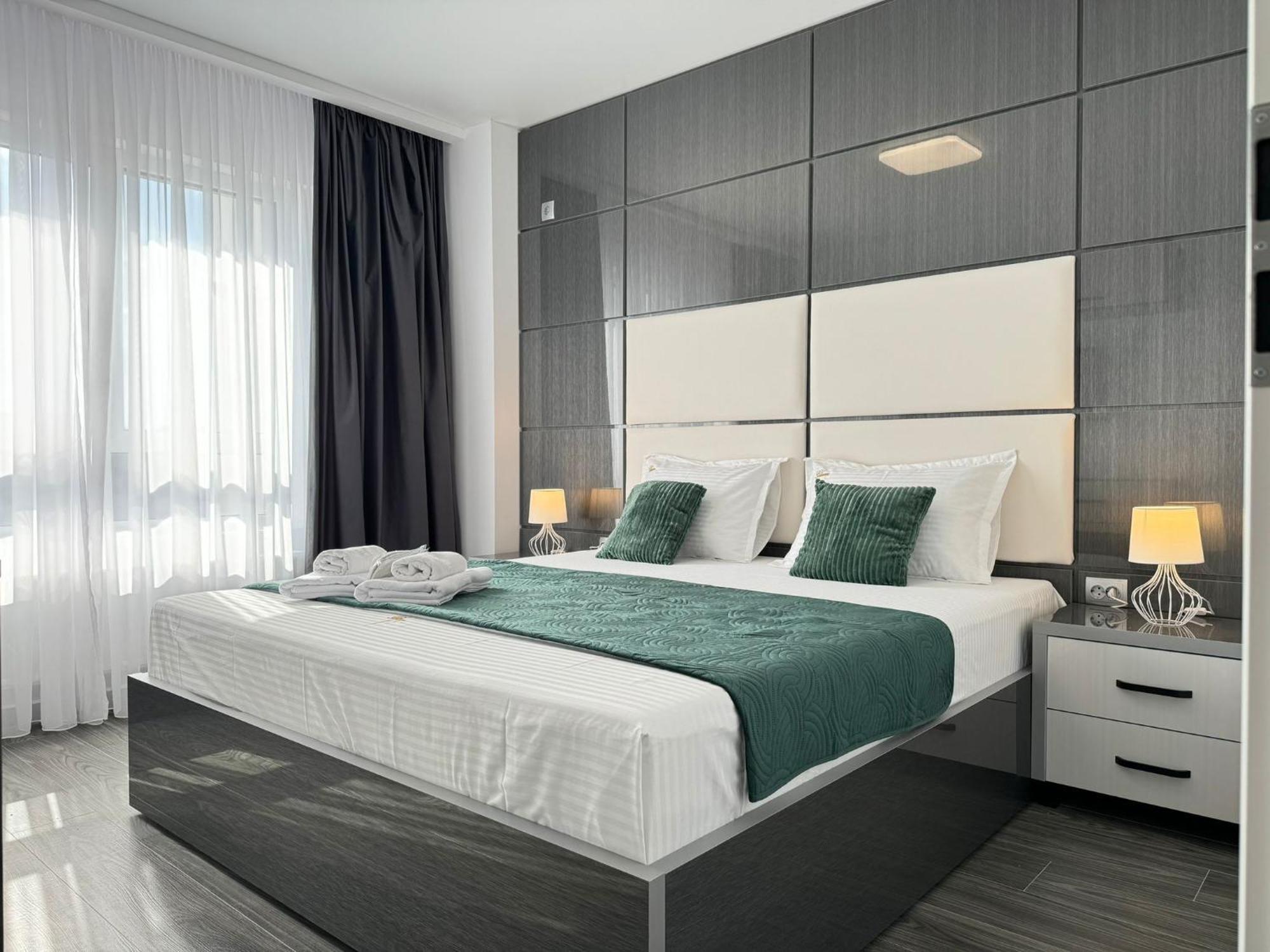 Address Towers By Glam With Parking * 布加勒斯特